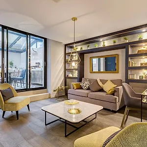Jardin De Villiers 3*, Paris France